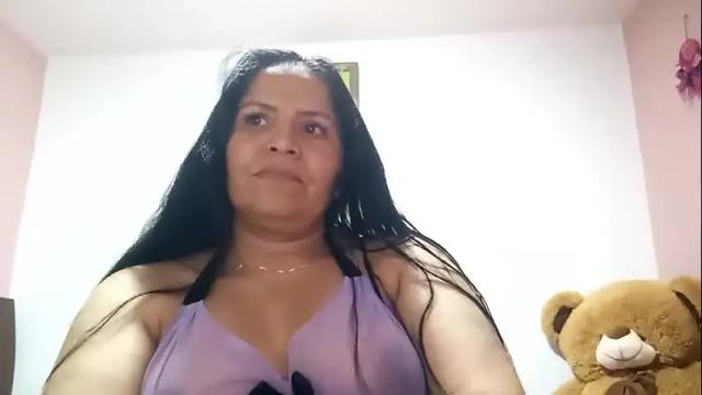Image 2 of francy_froz Stream on Chaturbate on 1 day ago