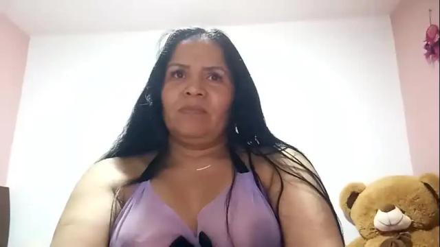 Image 4 of francy_froz Stream on Chaturbate on 1 day ago