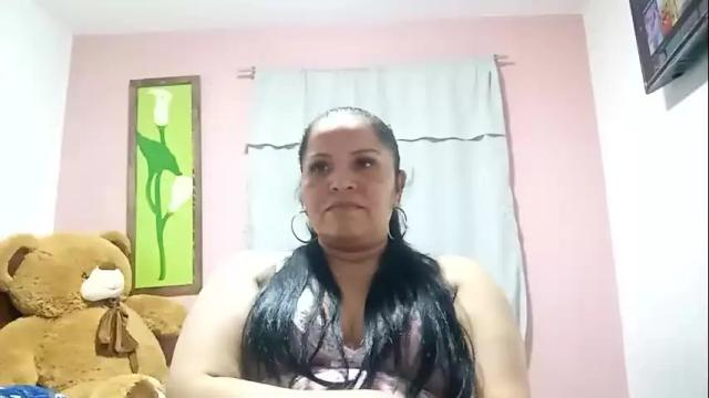 Image 4 of francy_froz Stream on Chaturbate on 4 months ago