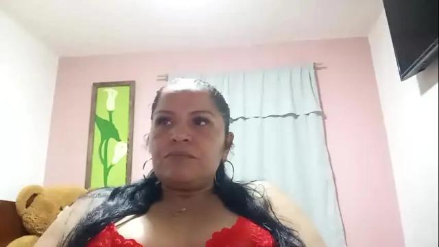 Image 3 of francy_froz Stream on Chaturbate on 4 months ago