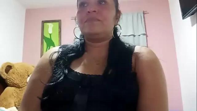 Image 7 of francy_froz Stream on Chaturbate on 3 months ago