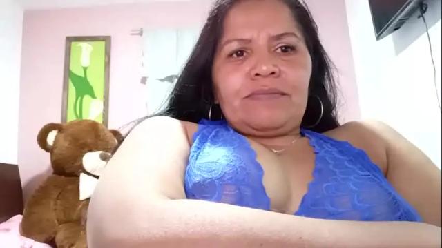 Image 2 of francy_froz Stream on Chaturbate on 2 months ago