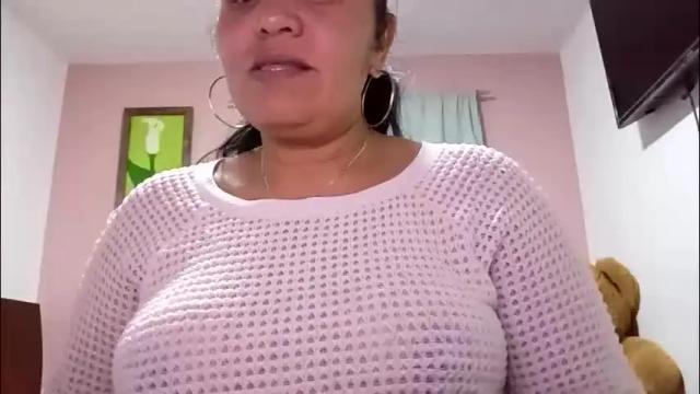 Image 2 of francy_froz Stream on Chaturbate on 1 month ago