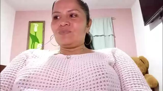 Image 7 of francy_froz Stream on Chaturbate on 1 month ago