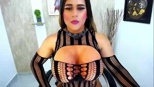 Image 12 of francysbigcock Stream on Chaturbate on 11 days ago