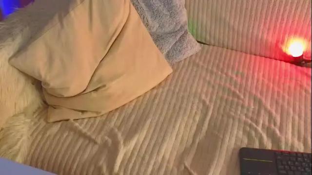 Image 7 of frankiefoxie Stream on Chaturbate on 5 days ago