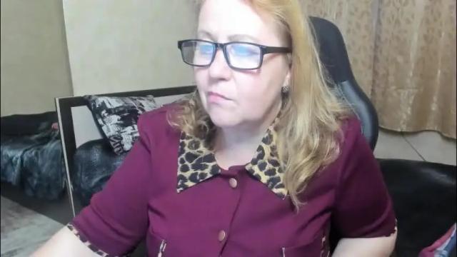 Image 2 of fraumartha Stream on Chaturbate on 1 month ago