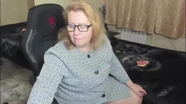 Image 2 of fraumartha Stream on Chaturbate on 1 month ago