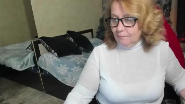 Image 2 of fraumartha Stream on Chaturbate on 24 days ago
