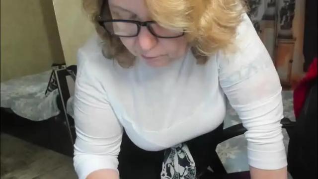 Image 8 of fraumartha Stream on Chaturbate on 24 days ago