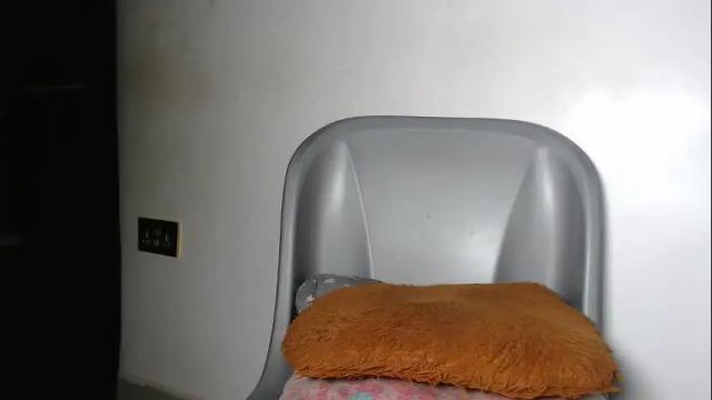Image 12 of freakie_clit Stream on Chaturbate on 15 days ago