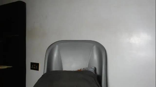 Image 3 of freakie_clit Stream on Chaturbate on 8 days ago
