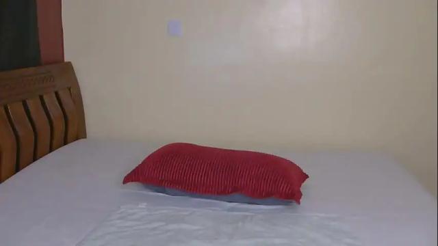 Image 3 of freakky_nessa Stream on Chaturbate on 2 months ago