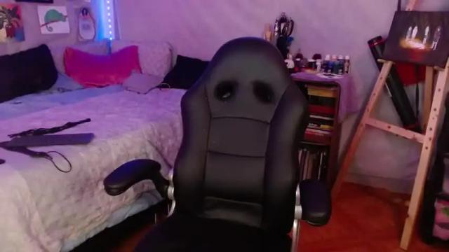 Image 12 of freaky_lia Stream on Chaturbate on 13 months ago