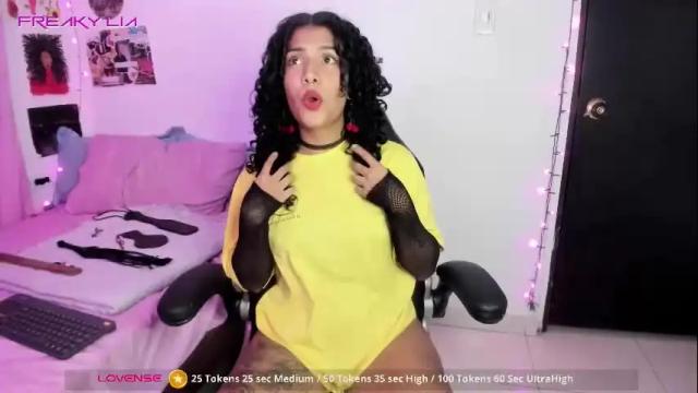 Image 11 of freaky_lia Stream on Chaturbate on 1 month ago