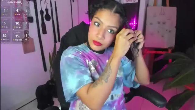 Image 4 of freaky_lia Stream on Chaturbate on 1 month ago