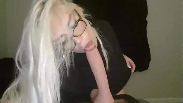 Image 2 of freakybarbi Stream on Chaturbate on 2 months ago