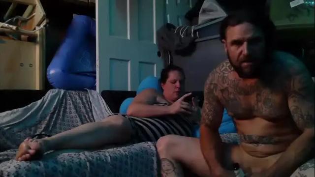 Image 7 of freakyirishcple Stream on Chaturbate on 4 months ago