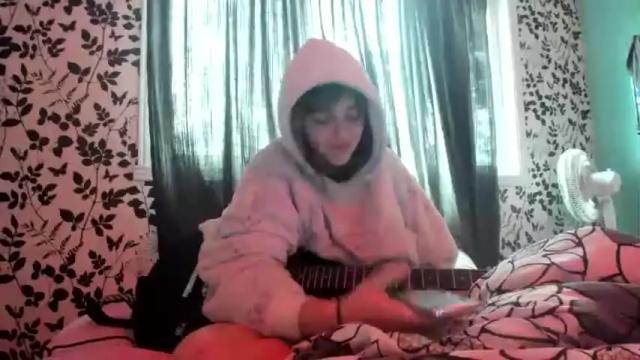 Image 10 of freakynaomi Stream on Chaturbate on 18 months ago