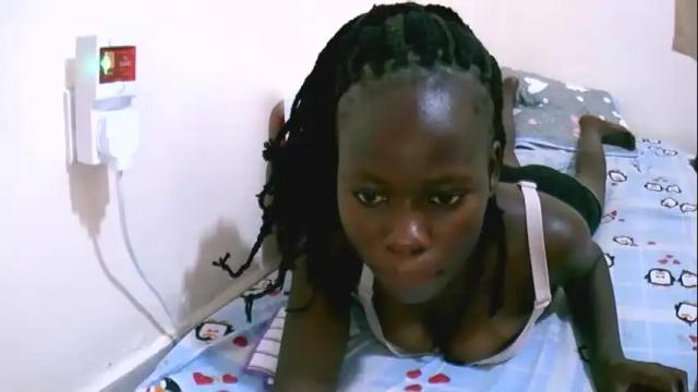 Image 10 of freakypussie Stream on Chaturbate on 21 months ago