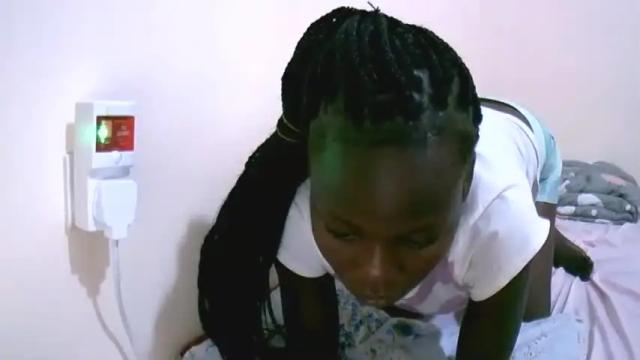 Image 6 of freakypussie Stream on Chaturbate on 20 months ago
