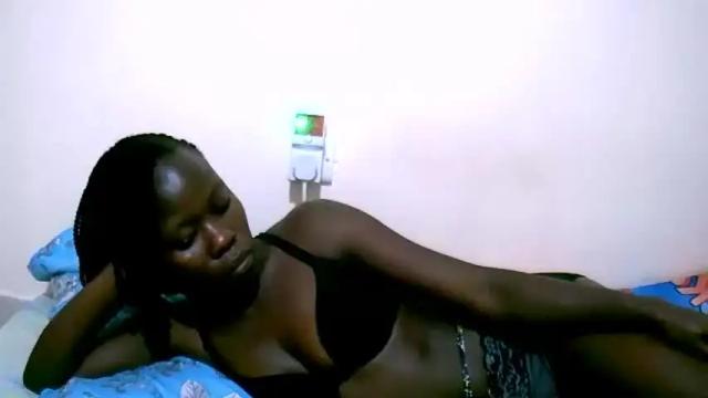 Image 3 of freakypussie Stream on Chaturbate on 19 months ago