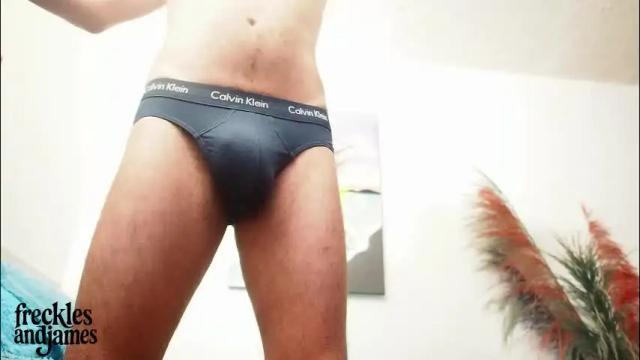 Image 4 of frecklesandjames Stream on Chaturbate on 2 months ago