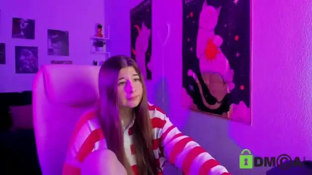 Image 8 of free_apple Stream on Chaturbate on 18 months ago