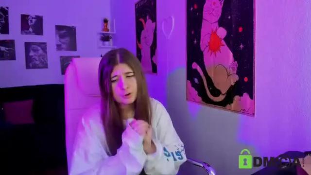 Image 3 of free_apple Stream on Chaturbate on 18 months ago