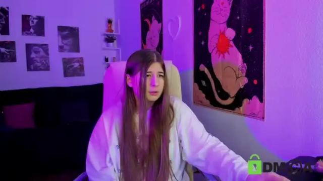 Image 4 of free_apple Stream on Chaturbate on 18 months ago
