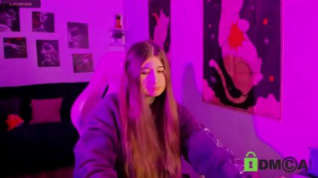 Image 4 of free_apple Stream on Chaturbate on 18 months ago