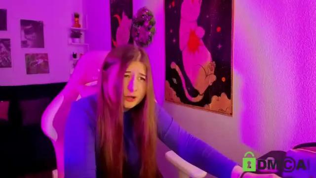 Image 10 of free_apple Stream on Chaturbate on 18 months ago