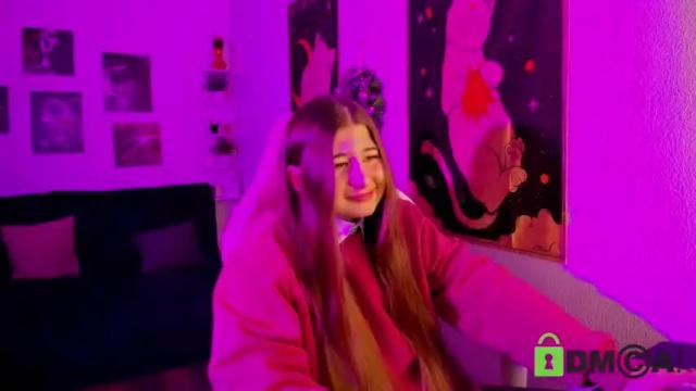 Image 4 of free_apple Stream on Chaturbate on 18 months ago
