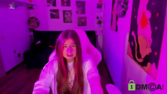 Thumbnail 1, free_apple's Stream at Chaturbate, 17 months ago