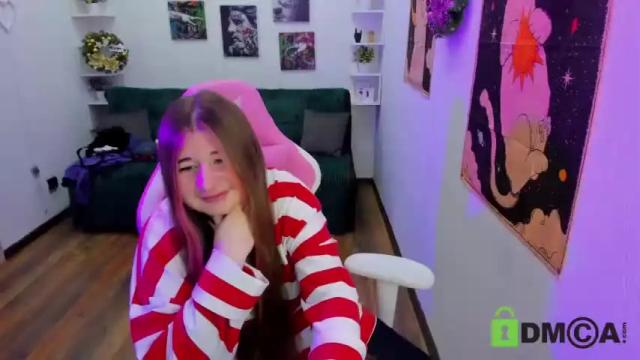 Image 8 of free_apple Stream on Chaturbate on 17 months ago