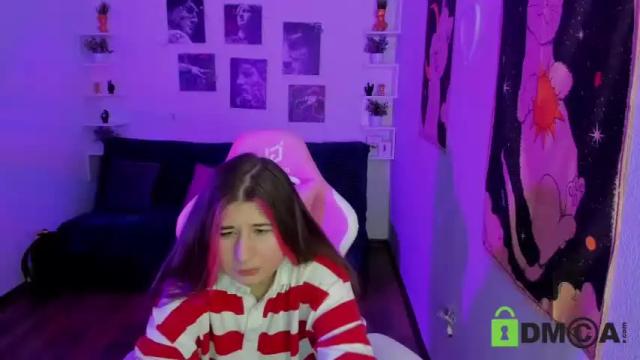 Image 11 of free_apple Stream on Chaturbate on 16 months ago