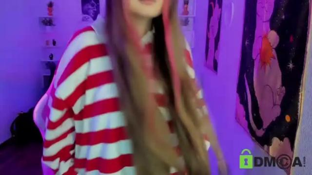 Image 4 of free_apple Stream on Chaturbate on 16 months ago