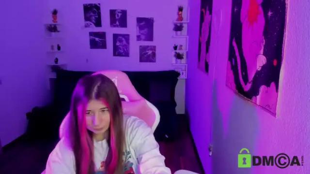 Image 11 of free_apple Stream on Chaturbate on 16 months ago