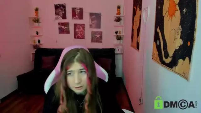 Image 3 of free_apple Stream on Chaturbate on 15 months ago