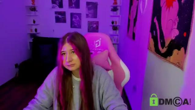 Image 4 of free_apple Stream on Chaturbate on 15 months ago