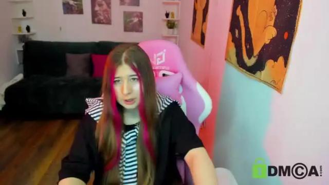 Image 10 of free_apple Stream on Chaturbate on 15 months ago