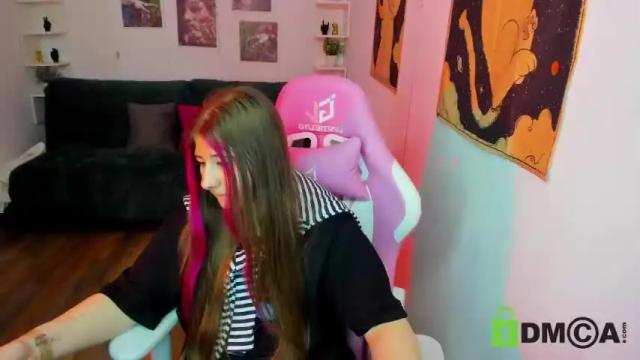 Image 11 of free_apple Stream on Chaturbate on 15 months ago