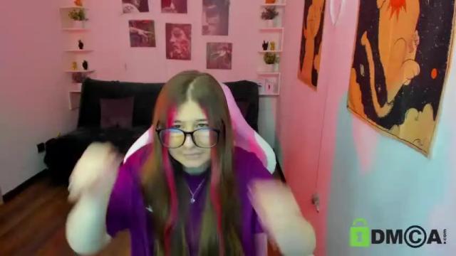 Image 2 of free_apple Stream on Chaturbate on 15 months ago
