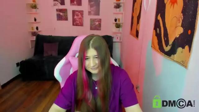 Image 7 of free_apple Stream on Chaturbate on 15 months ago