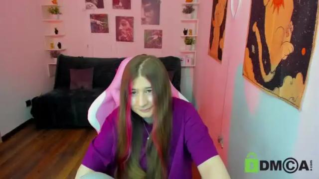 Image 8 of free_apple Stream on Chaturbate on 15 months ago