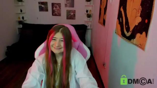 Image 10 of free_apple Stream on Chaturbate on 14 months ago