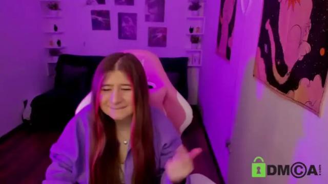Image 4 of free_apple Stream on Chaturbate on 14 months ago