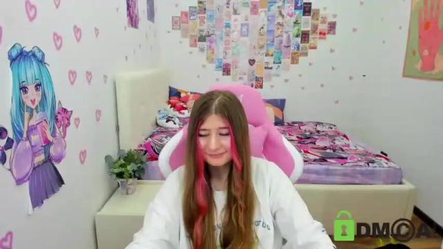 Image 12 of free_apple Stream on Chaturbate on 14 months ago