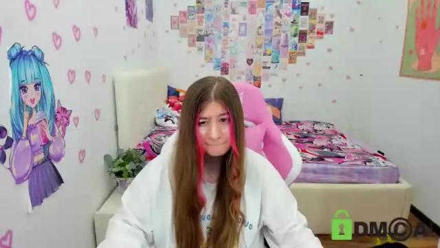 Image 2 of free_apple Stream on Chaturbate on 14 months ago