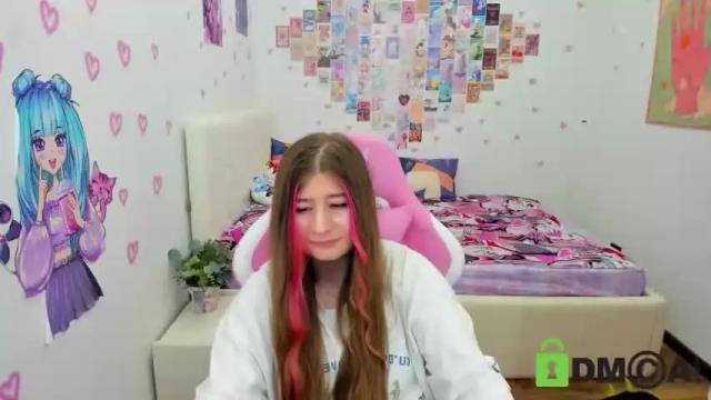 Thumbnail 3, free_apple's Stream at Chaturbate, 14 months ago